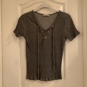 Grey criss cross tied tee